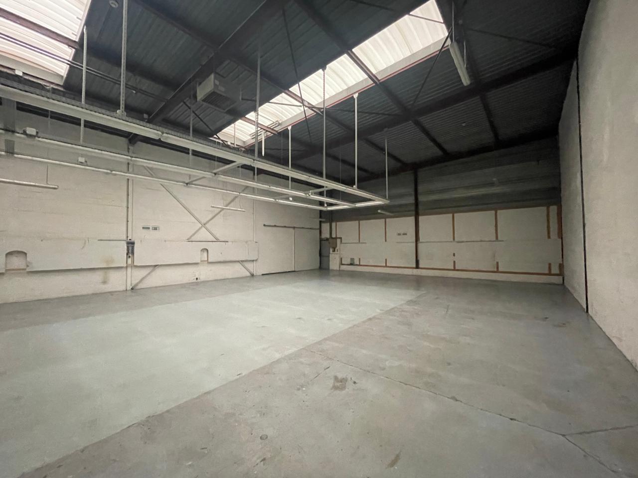 Local d'activité Buc 1015m² Location local d'activité Buc Yvelines OLACT2426780 12